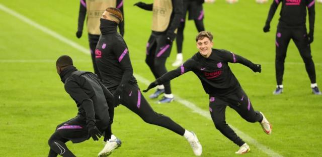 问鼎娱乐-【前瞻】拜仁并非二队，巴萨的确在期待奇迹